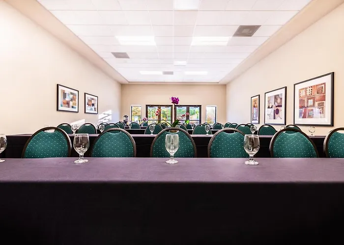 Top Hotels in Anderson TX