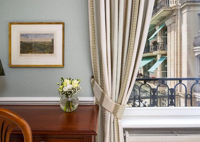 Erstklassige Baden-Baden Hotels mit Pool