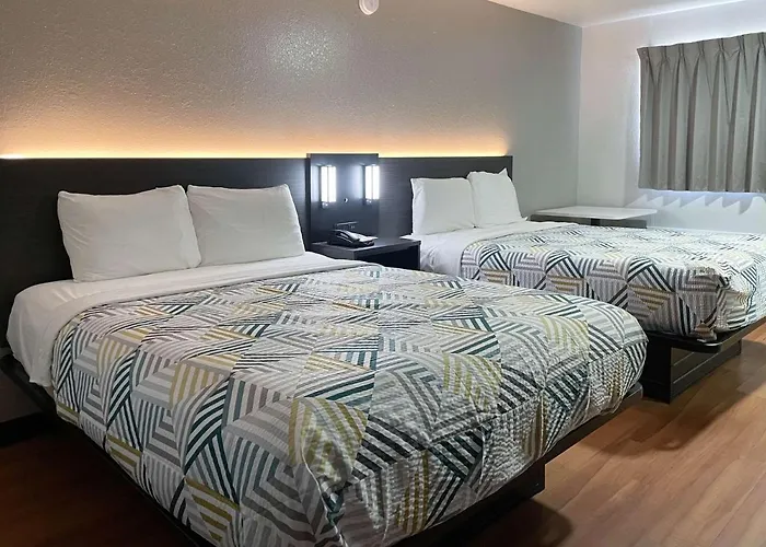 Finest Luxury Hotels in Atlanta with Balcony