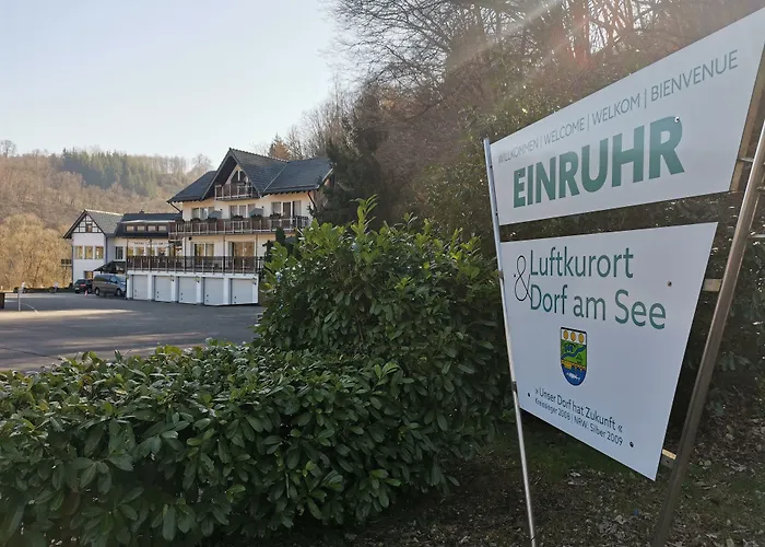 Erstklassiges Hotel direkt am idyllischen Rursee